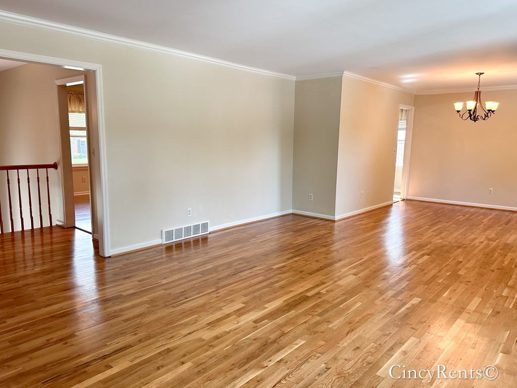 6463 Oldbarn Ct #NA - Photo 3 of 36