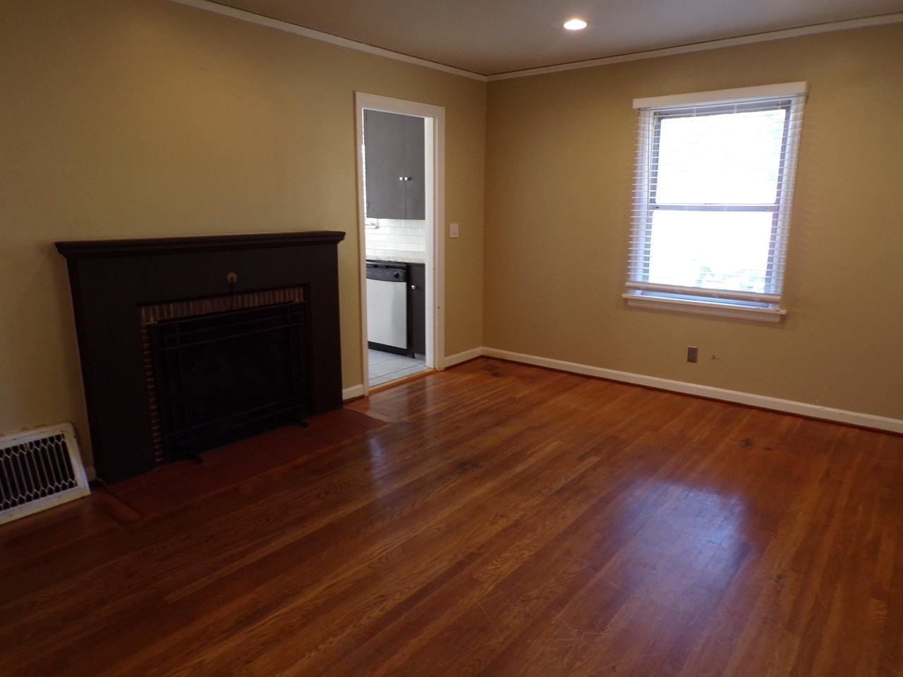 3022 Sw Sunset Blvd #1 - Photo 3 of 33
