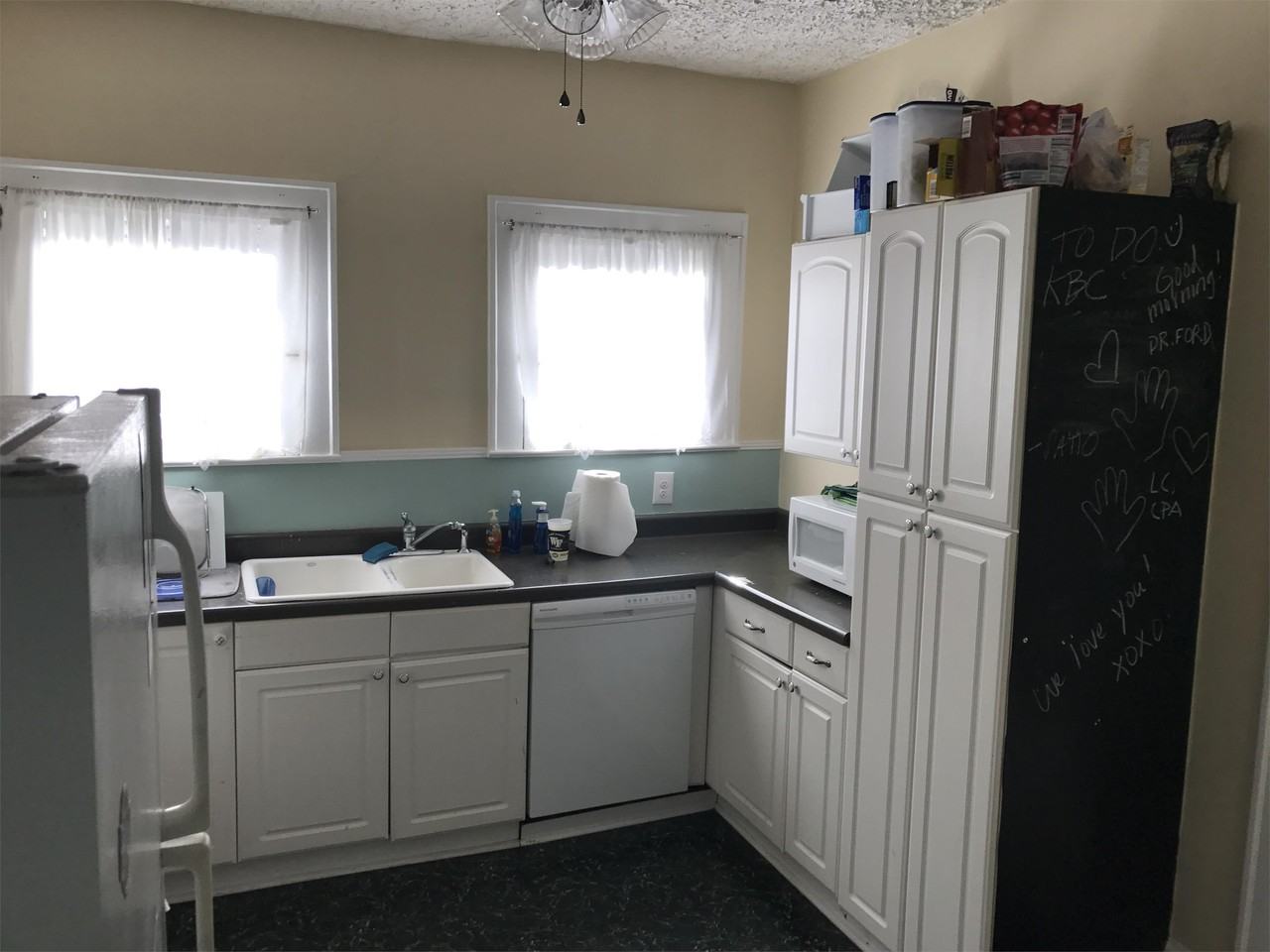 1615 Kenilworth Ave #1 - Photo 4 of 5