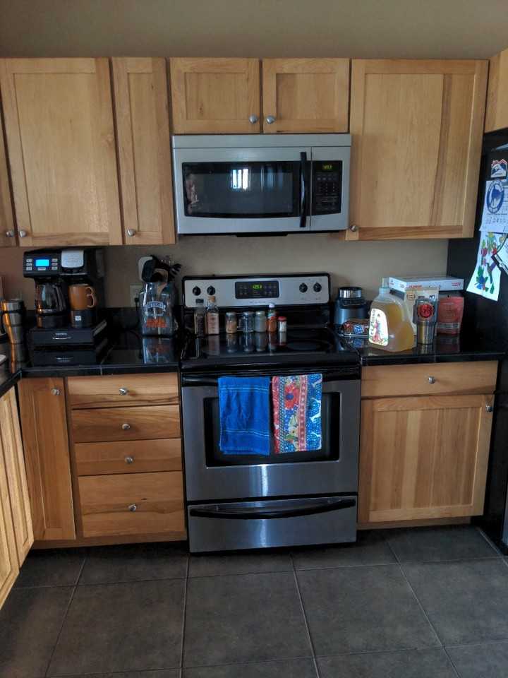 2454 N 13th St #D - Photo 6 of 6