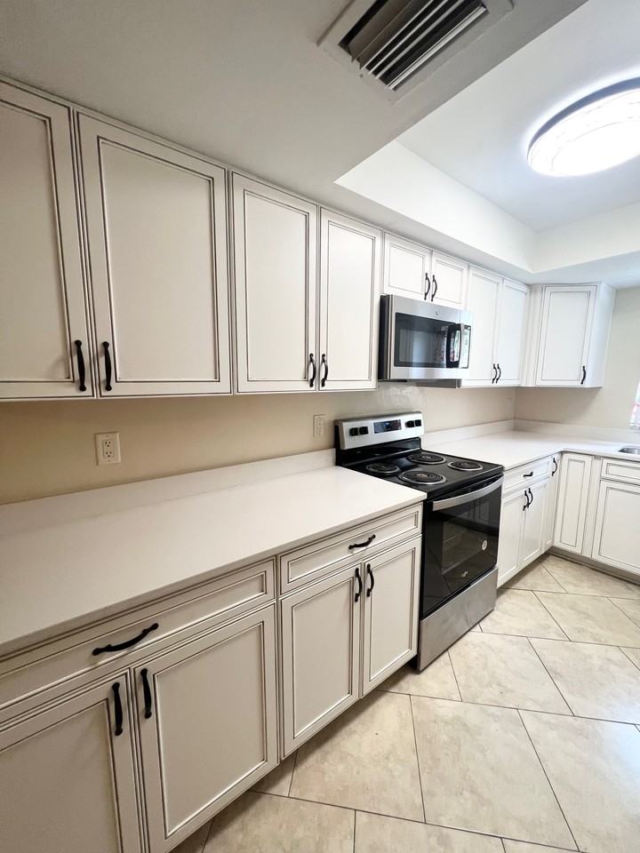 507 E San Sebastian Ct #1 - Photo 7 of 22