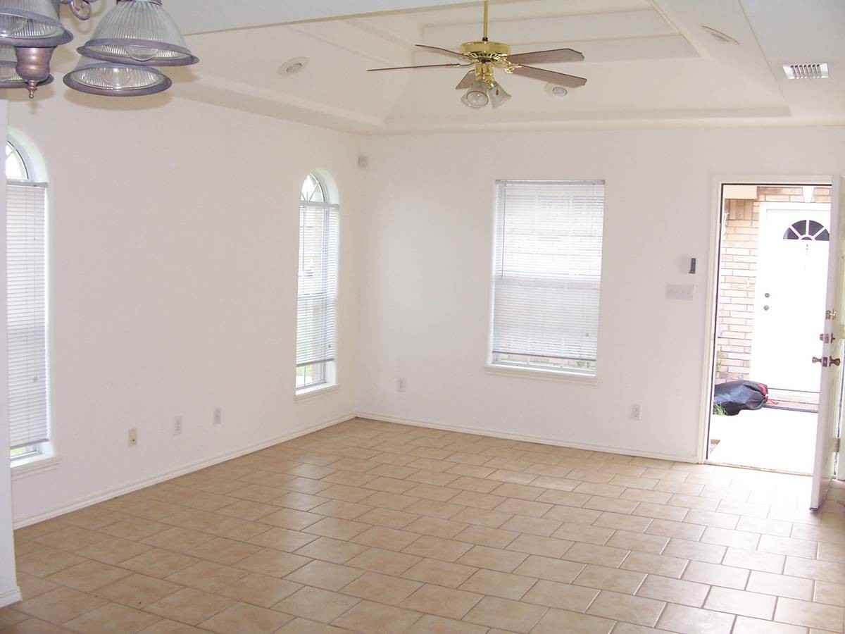 3813-4 Joby Street Rd. #4 - Photo 2 of 5