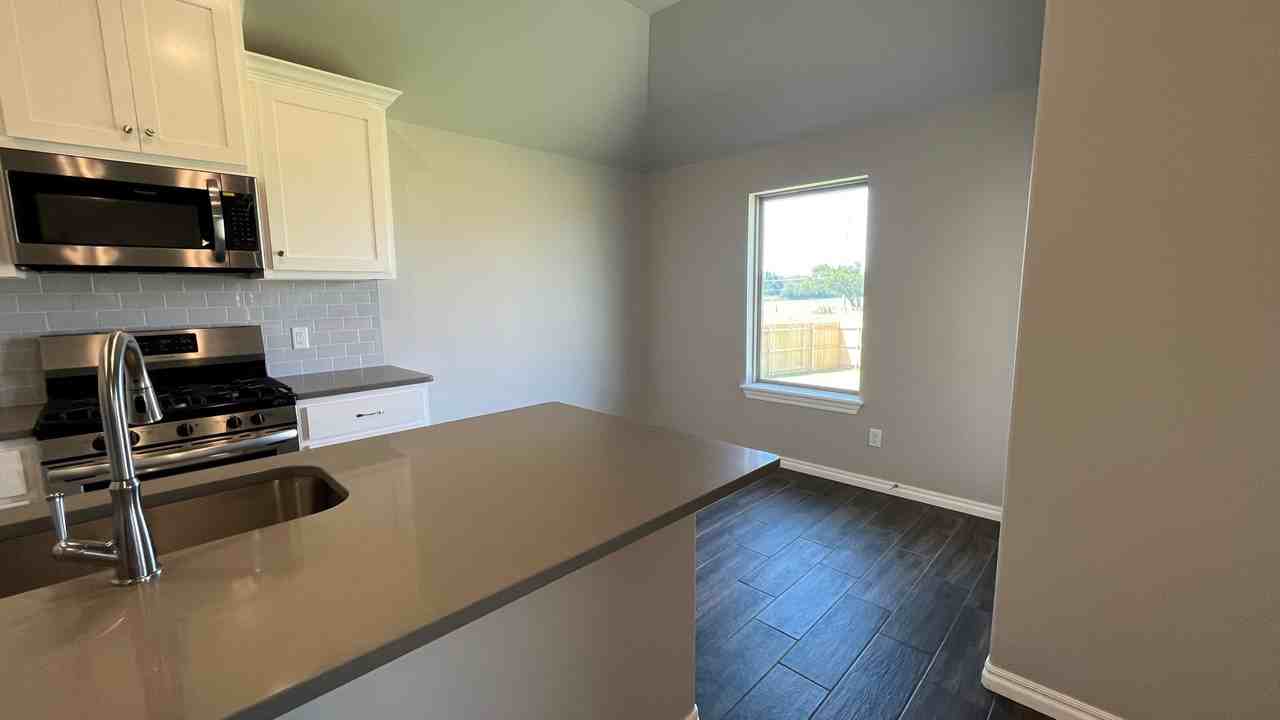 8417 Nw 163rd St #1 - Photo 4 of 25
