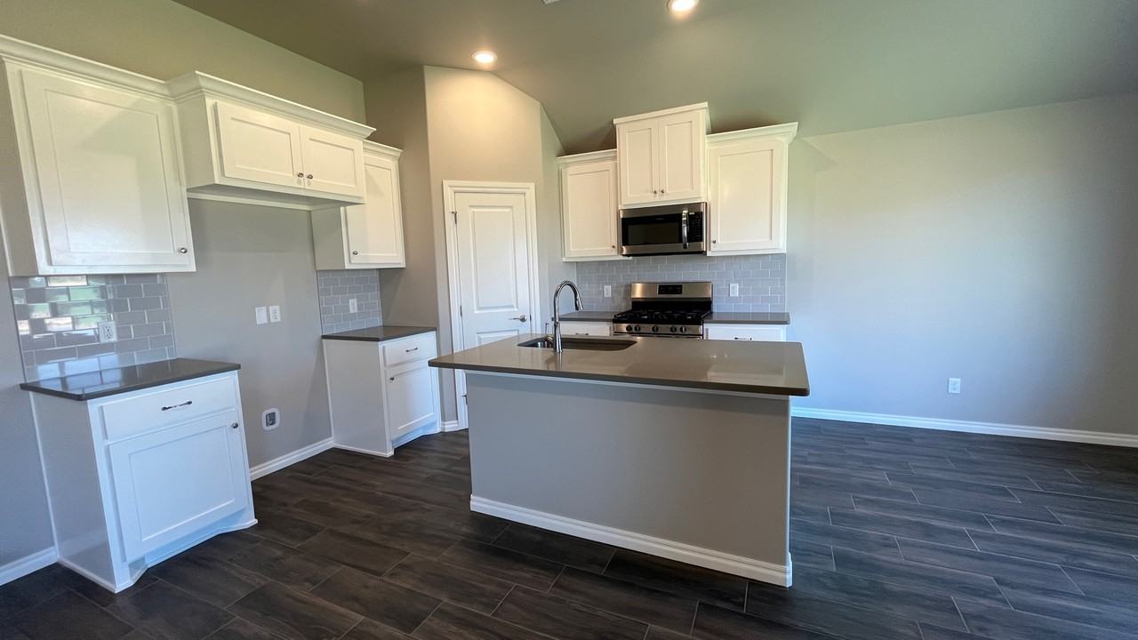 8417 Nw 163rd St #1 - Photo 5 of 25