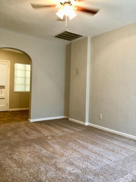 1601 Hamilton St #1601 - Photo 3 of 11