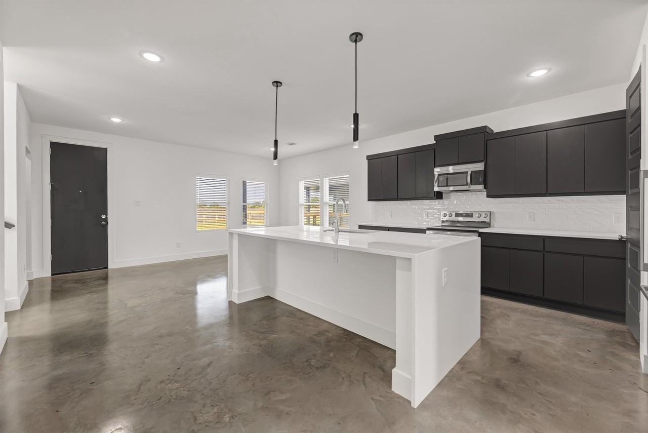 3003 Alpha Wolf Ct #1 - Photo 6 of 43