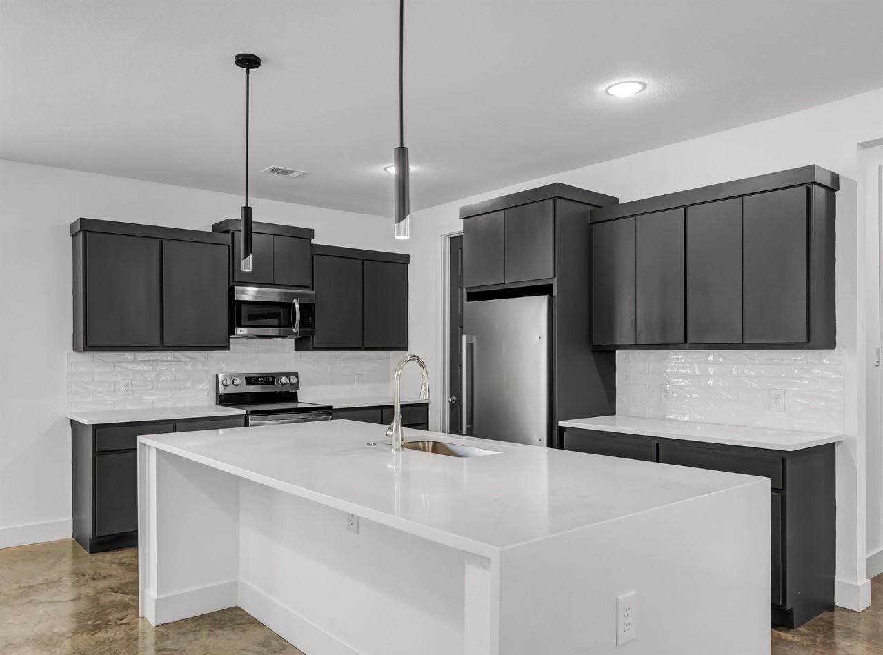 3012 3012 Alpha Court #1 - Photo 6 of 50