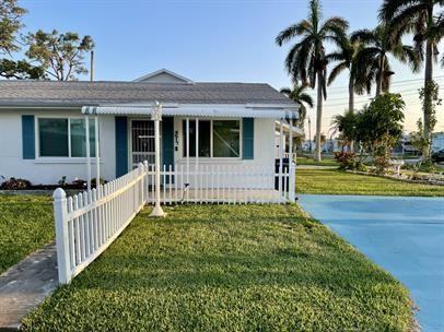 4517 103rd Street Ct W - Photo 2 of 13