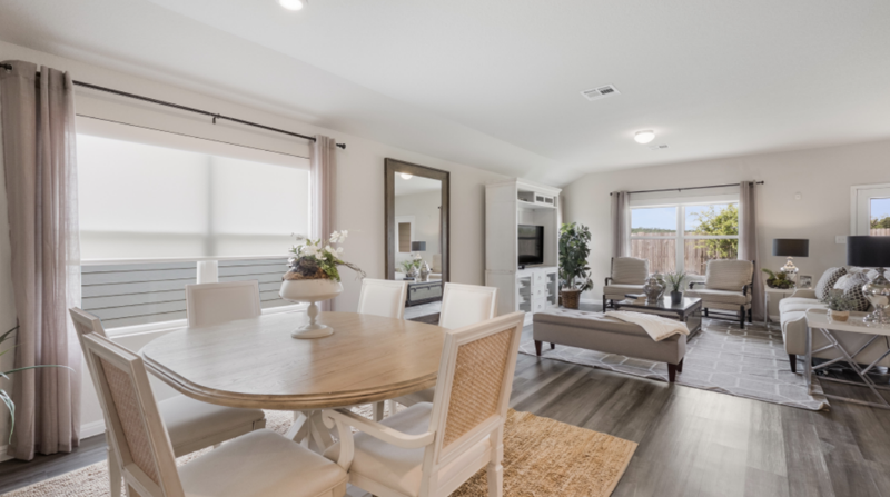 221 Cordova Crossing - Photo 3 of 40