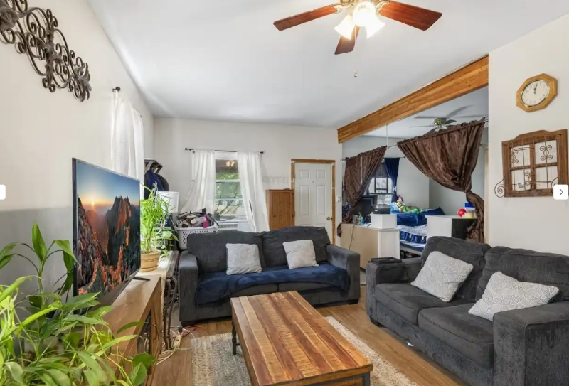 905 6th Ave N - Photo 3 of 9