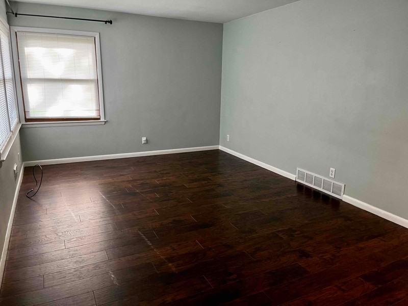 1945 Chippewa Trl - Photo 3 of 14