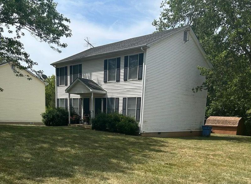 302 N Rappahannock St - Photo 2 of 2