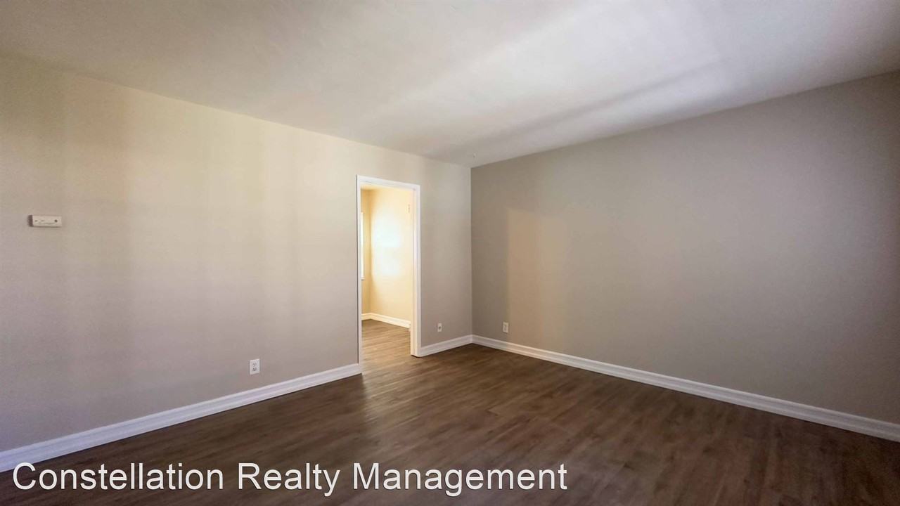 8447 La Mesa Blvd - Photo 2 of 19