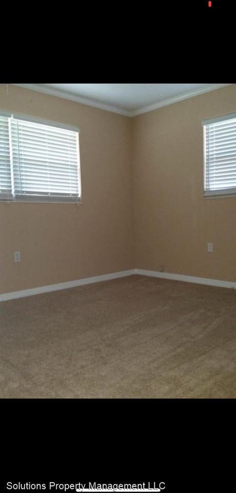 1046 Hayden Rd - Photo 3 of 4