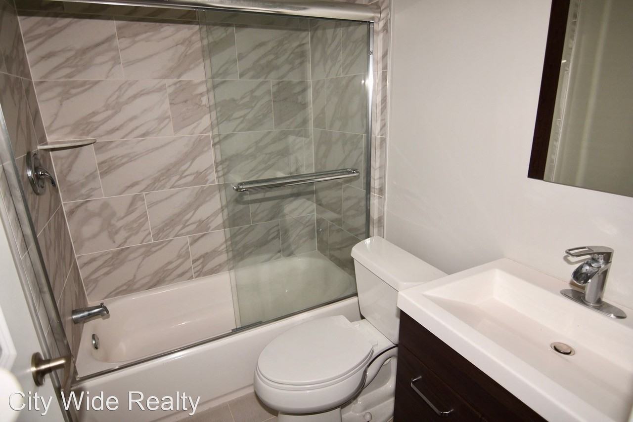 522 N Preston St - Photo 3 of 12