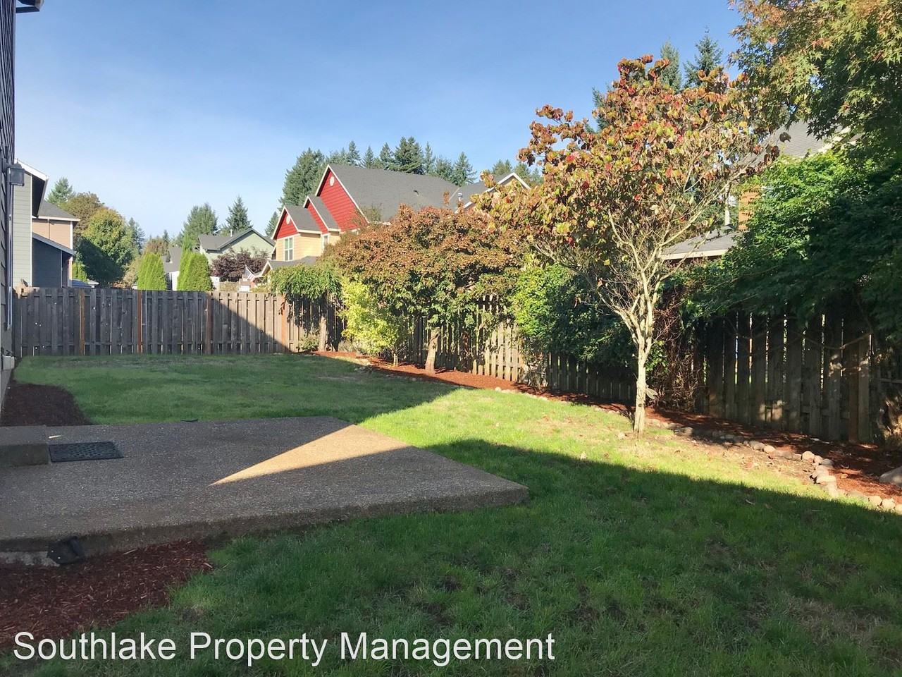 1422 Ne 18th Pl - Photo 3 of 30