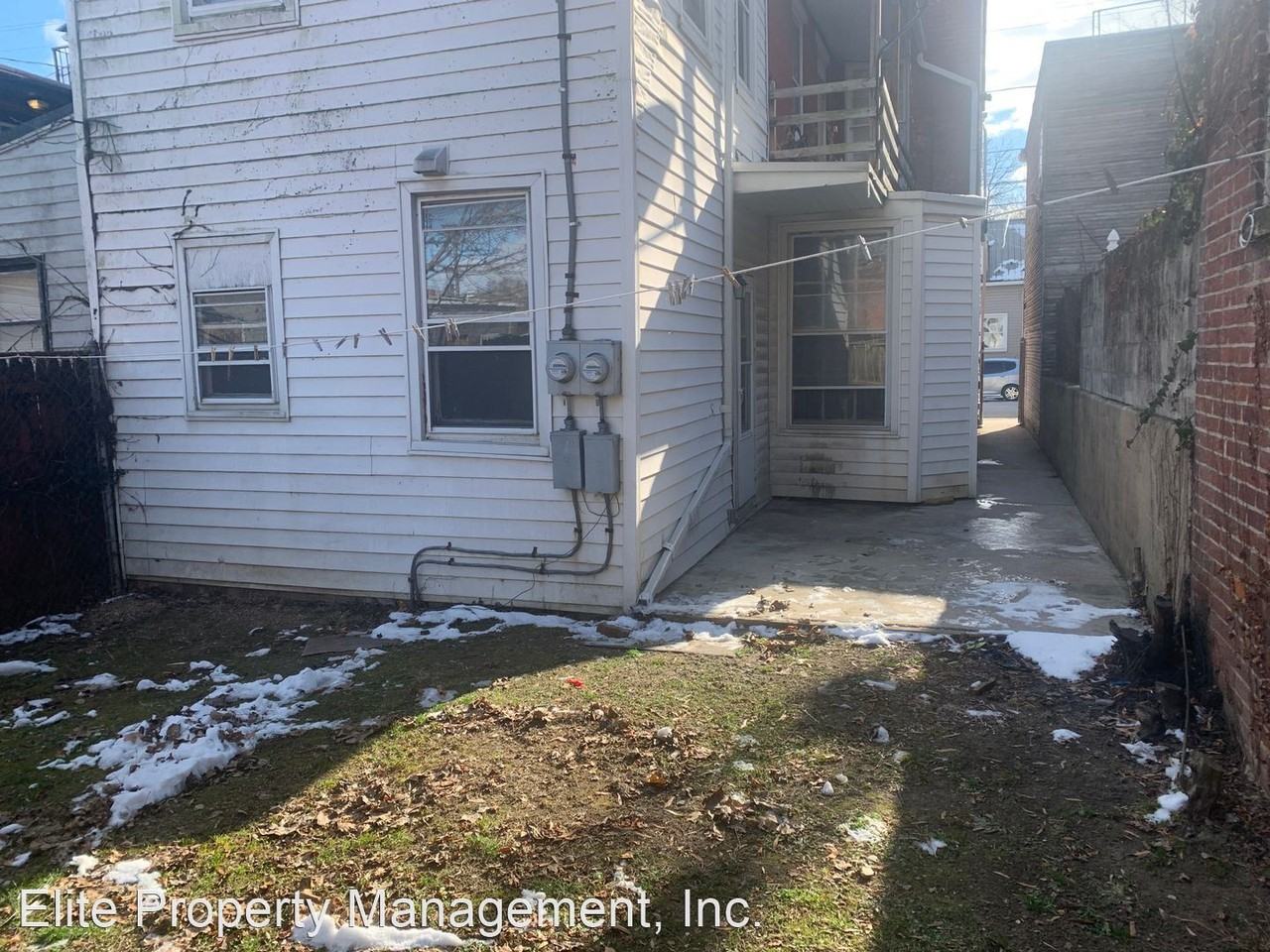 373 W King St 1st Fl - Photo 3 of 14