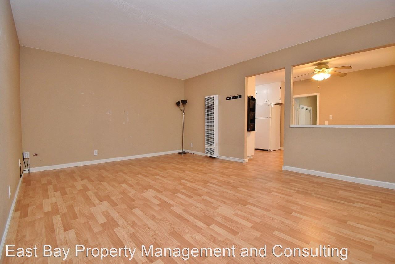 2790 Ganic St - Photo 3 of 21