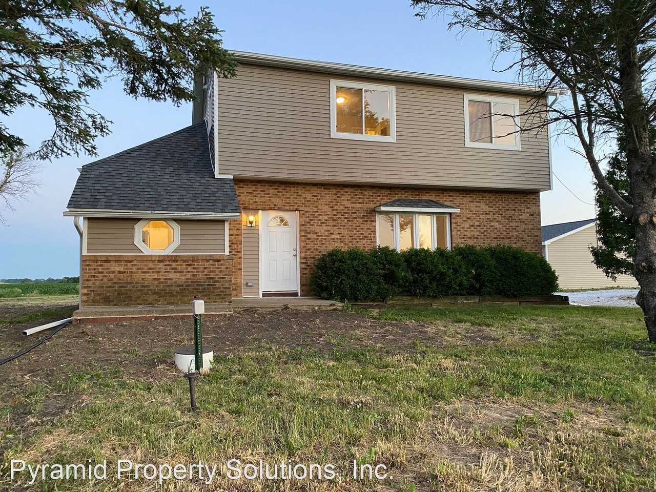 11175 Ne 46th Ave - Photo 2 of 27