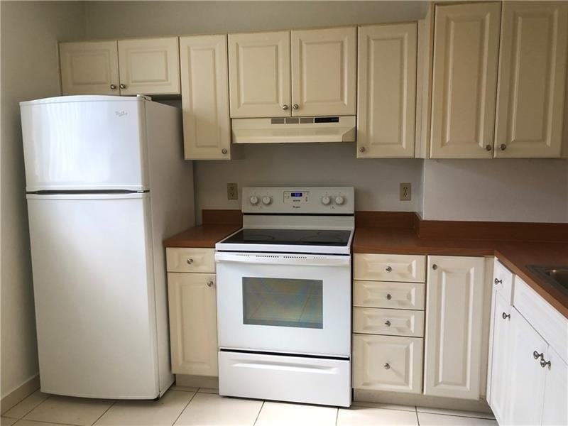 12278 Royal Palm Blvd #8 - Photo 3 of 8