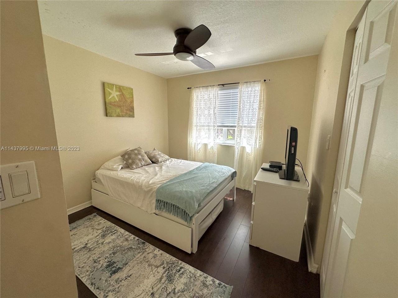 17050 Nw 22nd St - Photo 2 of 8