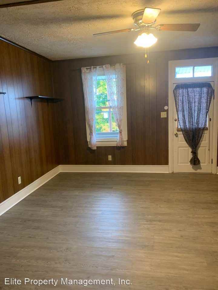 36 W Broad St - Photo 2 of 22