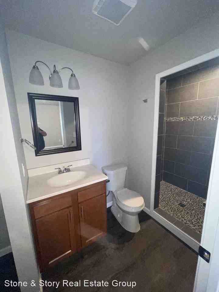 4107 Sw Shenandoah Rd - Photo 3 of 12