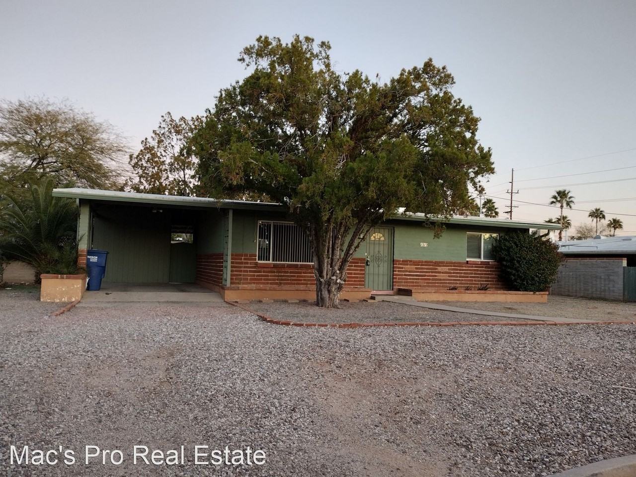 1212 N Del Valle Pl - Photo 2 of 16