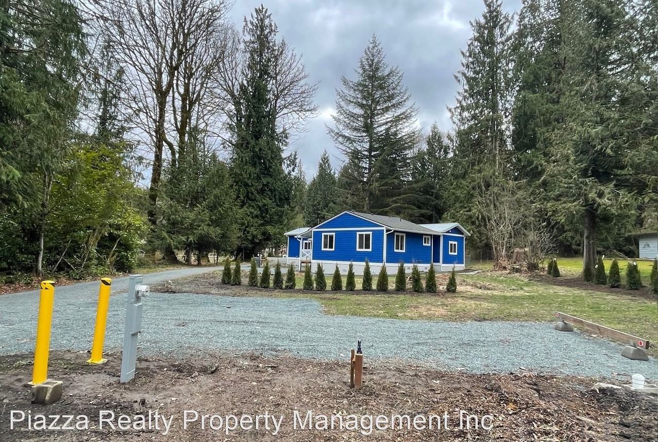 44217 Leonard Road - Photo 3 of 5