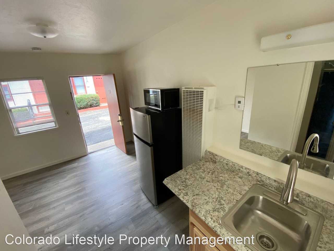 Brookside Motel 2331 Main Ave - Photo 3 of 6