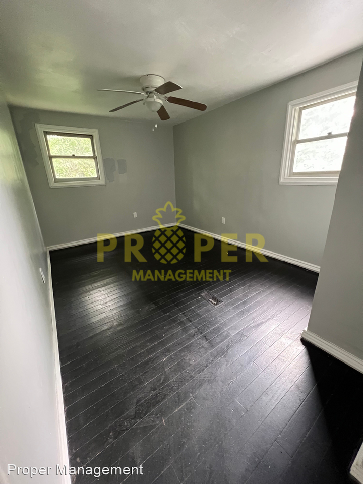 3022 Tubman Ave - Photo 3 of 10