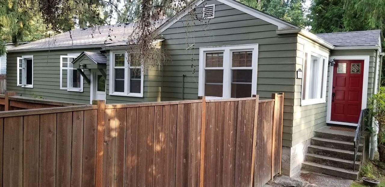 18560 26th Ave Ne - Photo 2 of 16