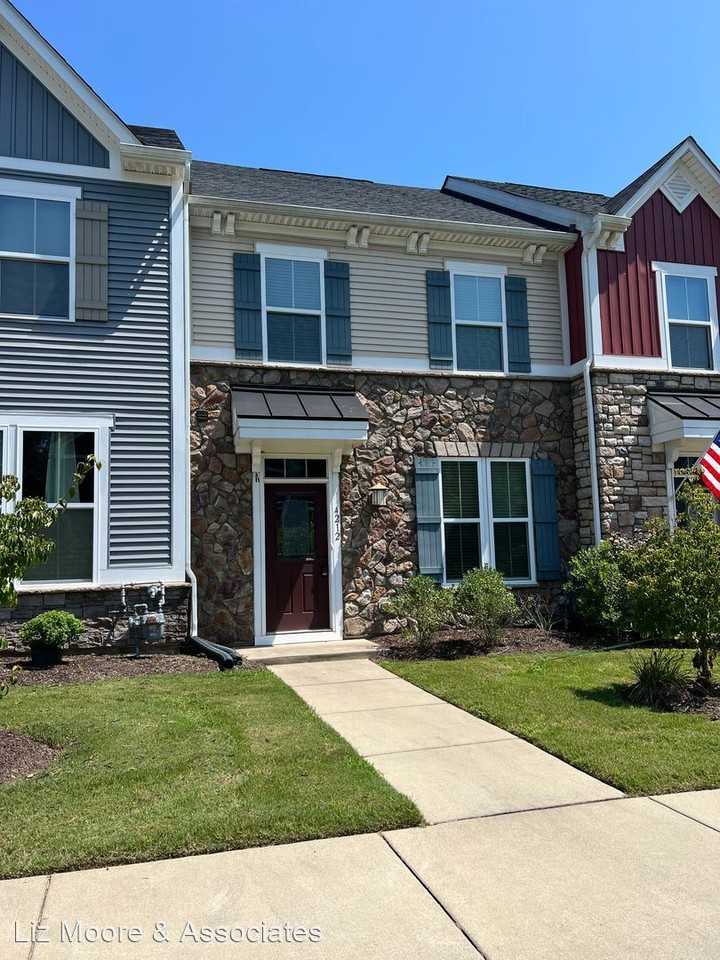 4212 Pillar - Photo 2 of 24