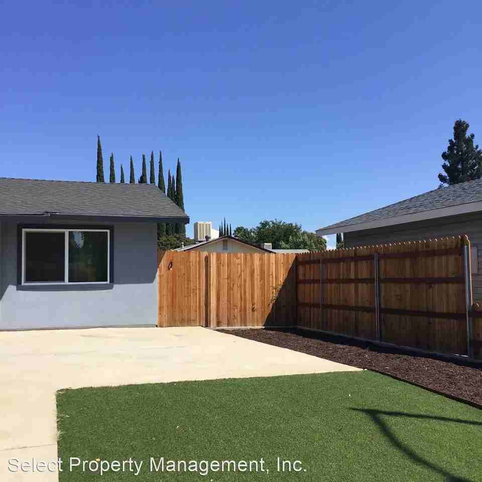 2283 Anita St - Photo 2 of 21