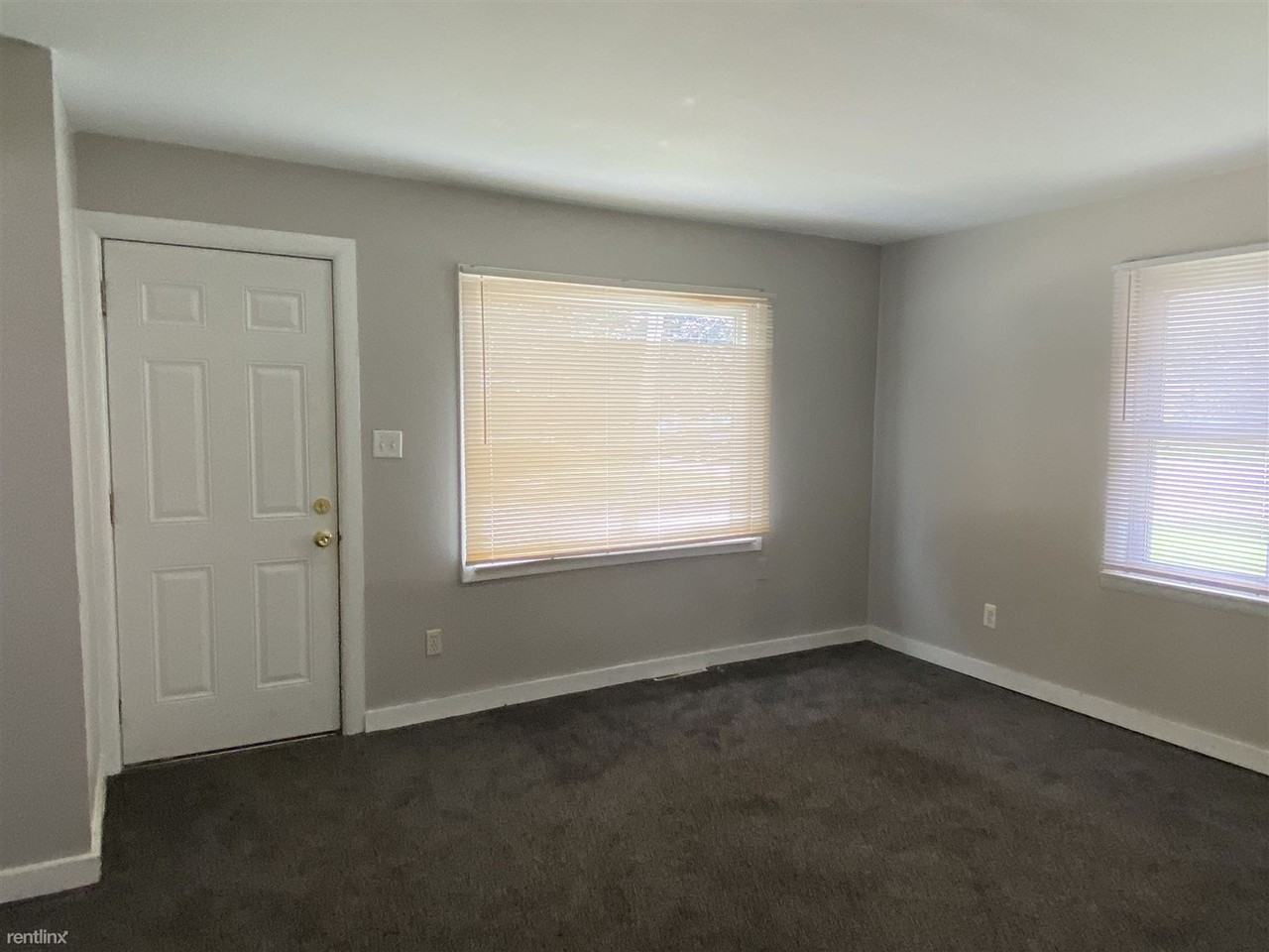 22608 Stephens St - Photo 2 of 19