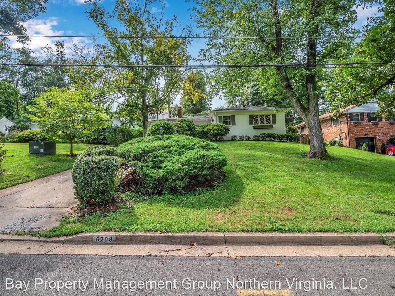 6208 Tally Ho Ln - Photo 3 of 26