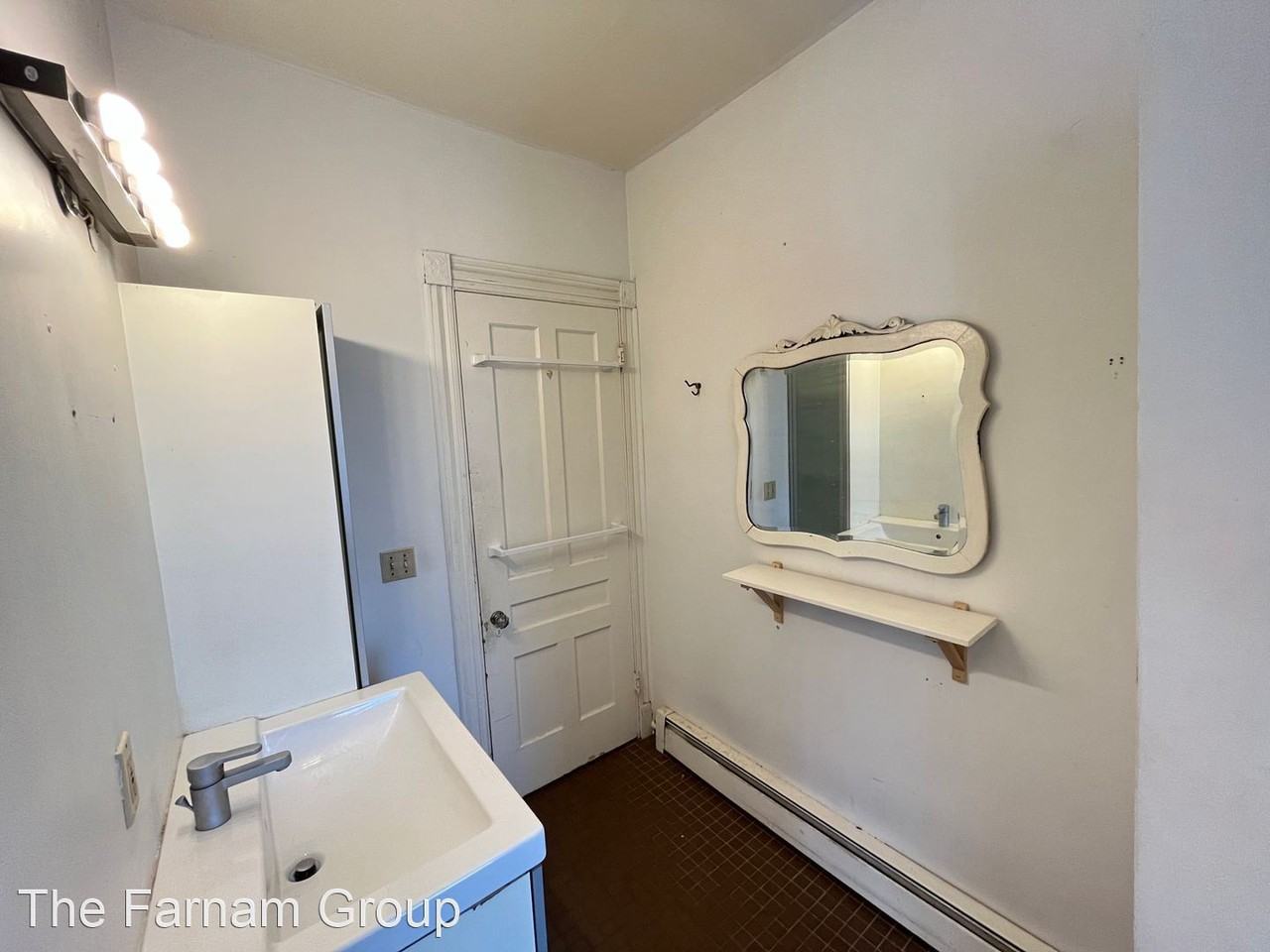 550 George Street - Photo 3 of 27