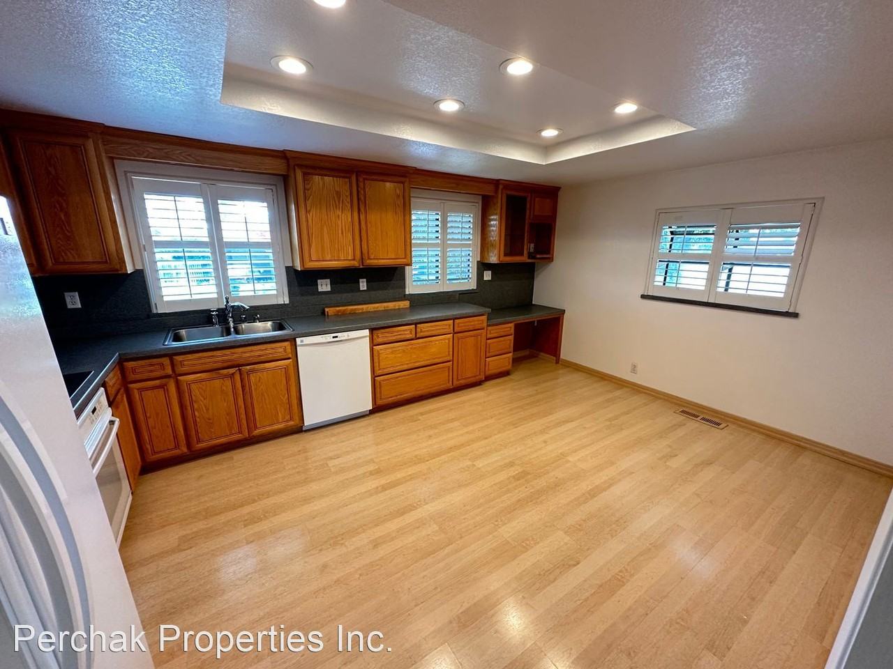 58 Ramsgate Ln - Photo 2 of 15