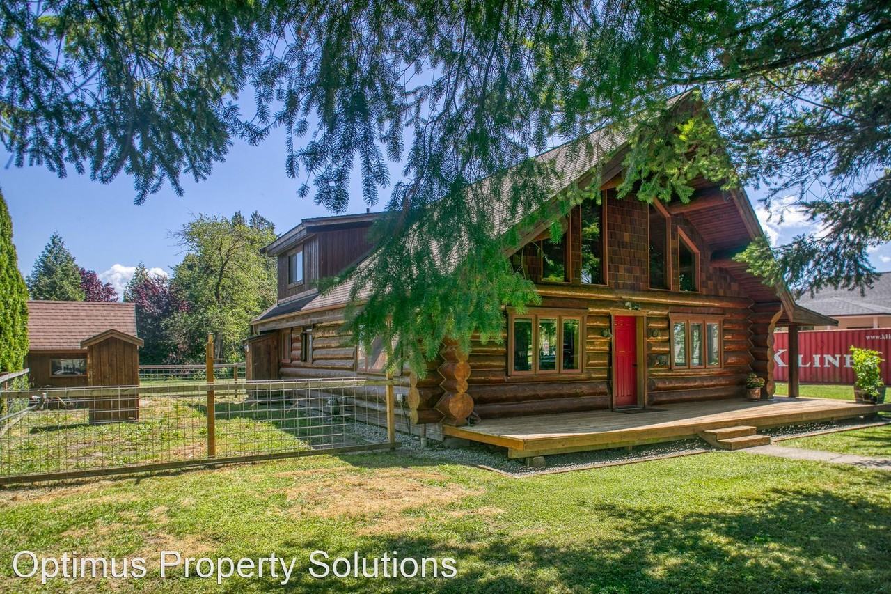 1080 Victoria St - Photo 3 of 21