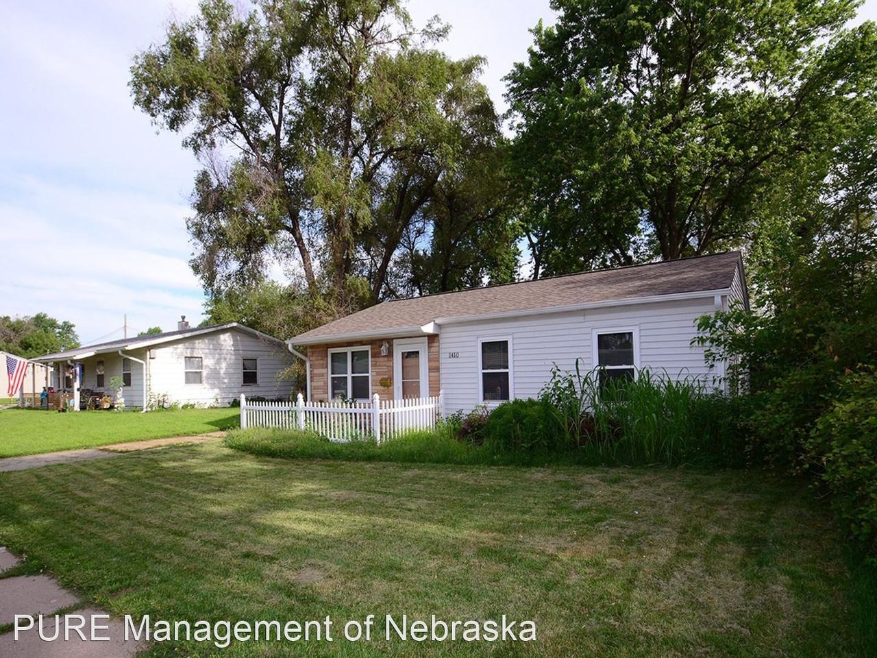 1410 Lindwood Dr - Photo 2 of 50