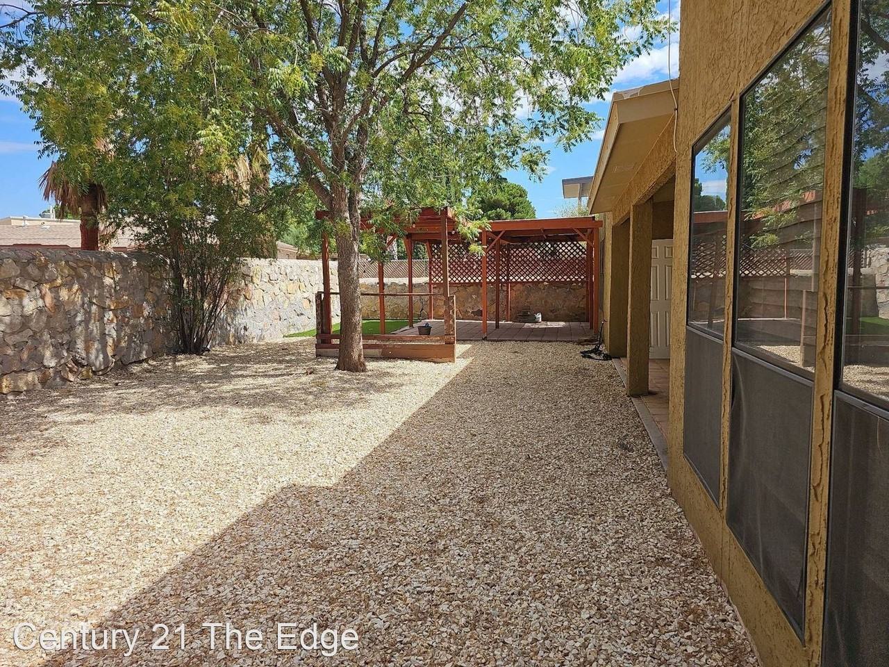 2016 Lake Huron Dr - Photo 3 of 16