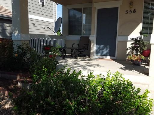 358 Ivory Cir - Photo 2 of 20