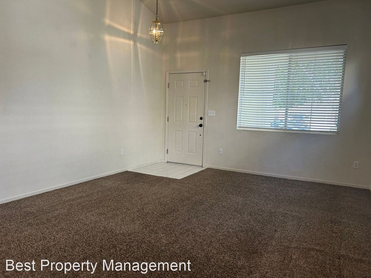 864 Stonewood Dr - Photo 3 of 19