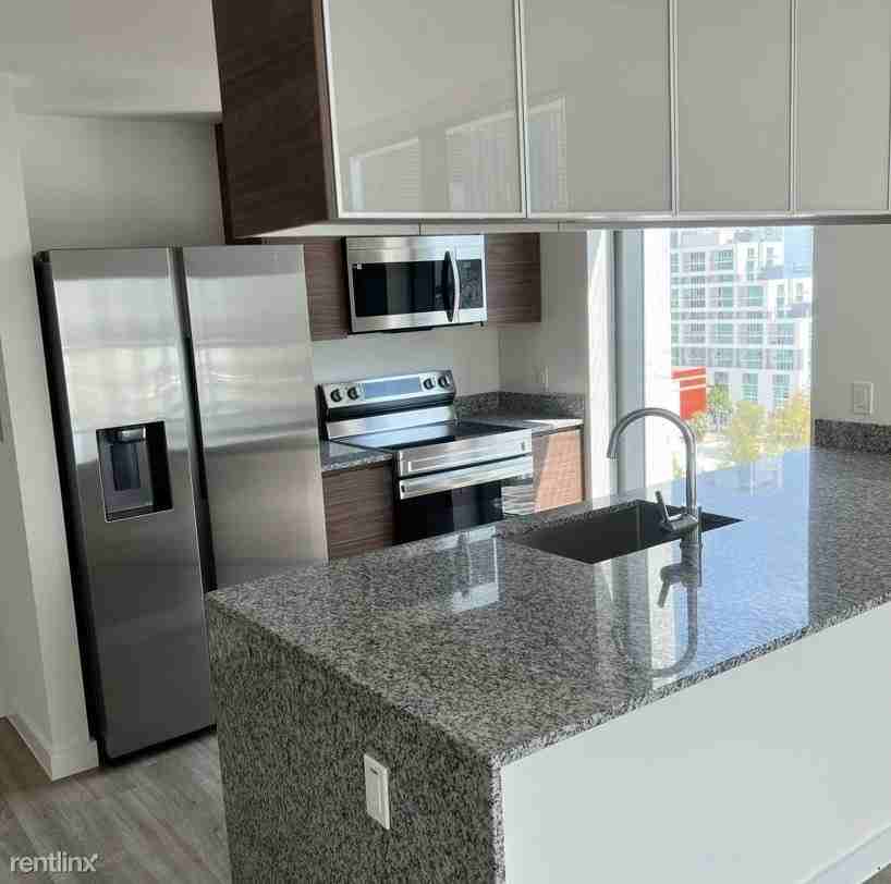 2500 Biscayne Blvd - Photo 2 of 11