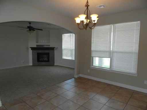 258 Glover Cir - Photo 2 of 21