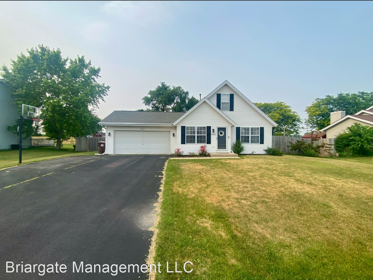 5785 Longest Dr - Photo 2 of 12