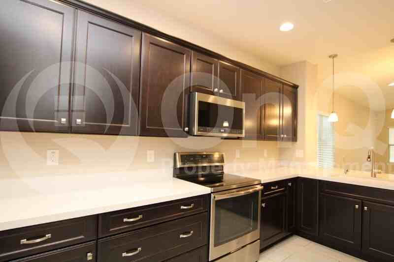 2321 E Runaway Bay Pl - Photo 2 of 22