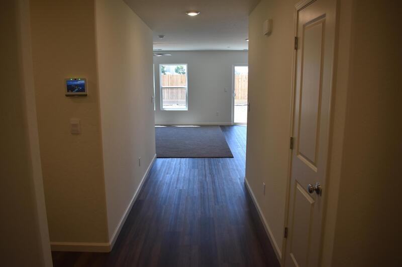 4527 Isabel Ct - Photo 5 of 35