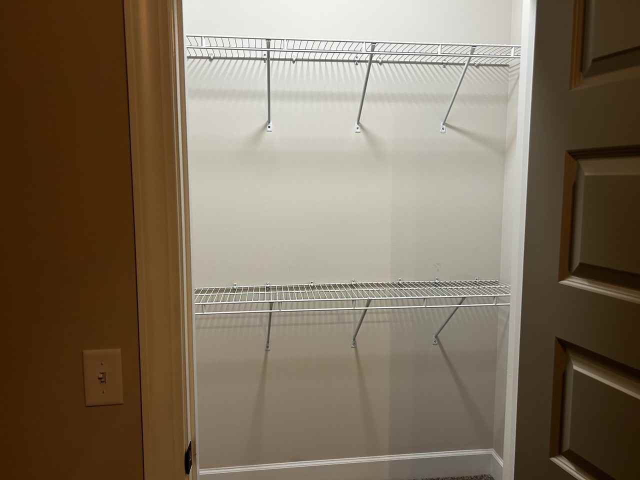 235 Cypress Rdg - Photo 2 of 5