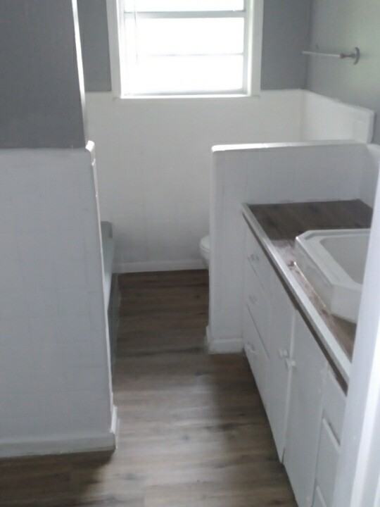 610 Park St - Photo 2 of 6